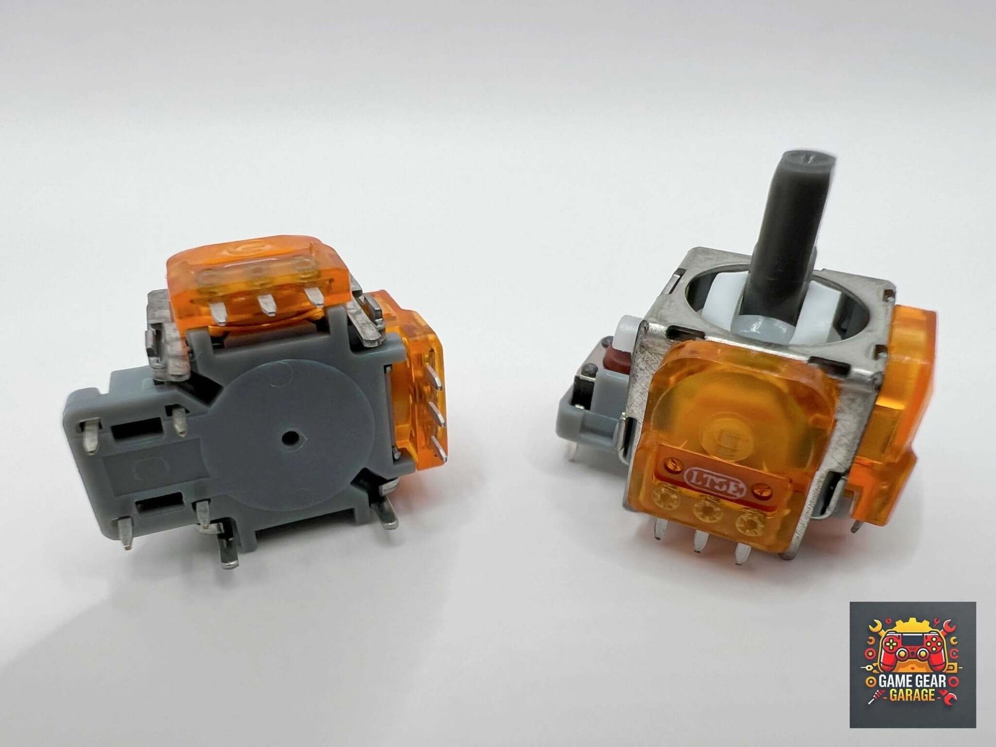 PS5 TMR Hall Effect Joysticks x2 - Game Gear Garage